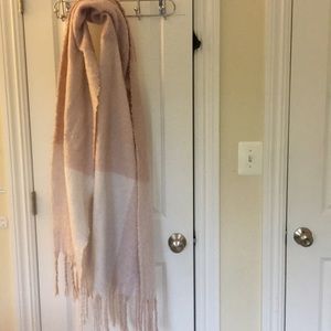 Big fuzzy warm scarf! Rosé and white!
